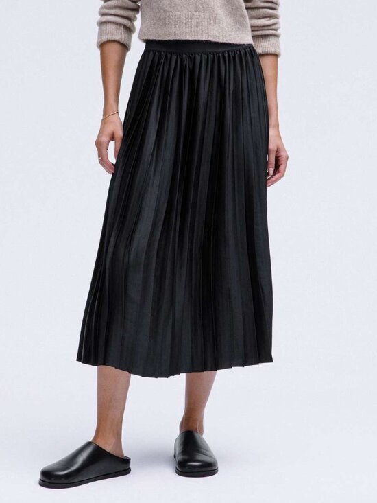 lululemon athletica Dresses & Skirts - Lululemon Satin Pleated Midi Skirt  - Size S Black